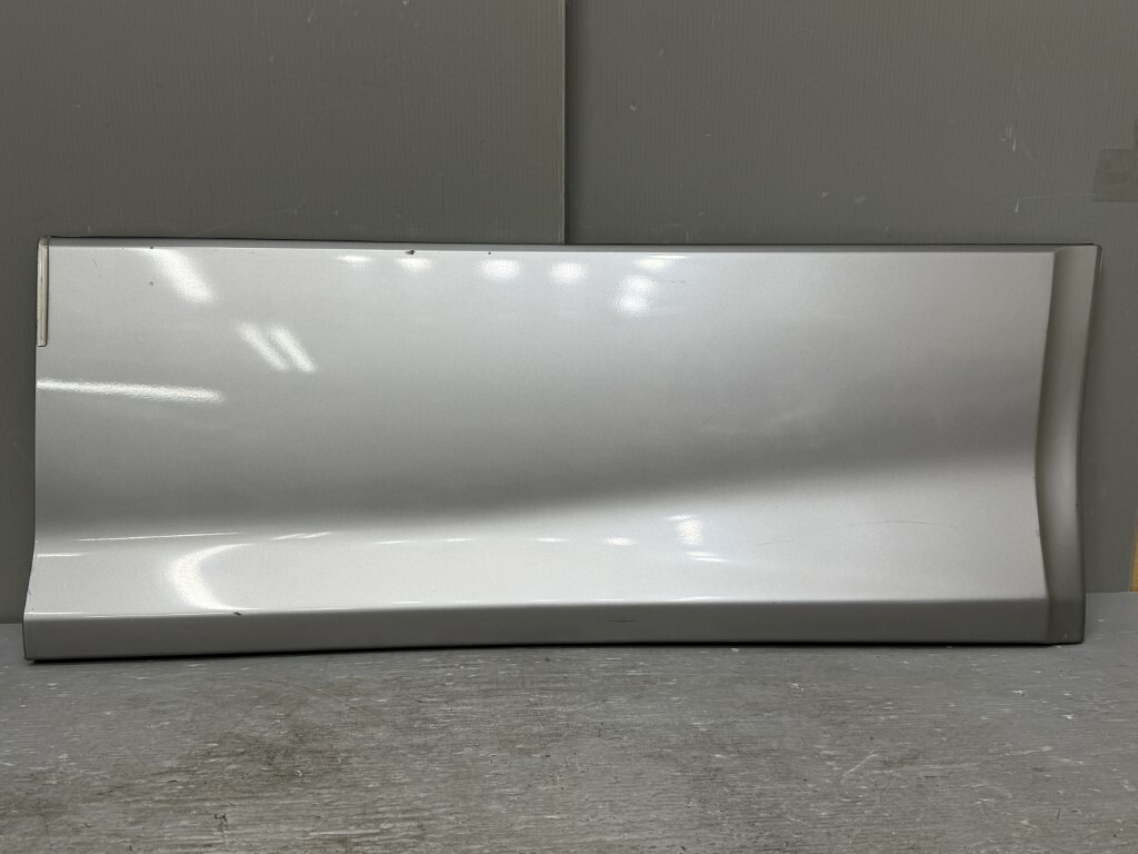 アルファード G 2.4AS プレミアム 前期(ANH15 ANH15W-PRPSK(P)) 純正 破損無 右フロント ドアプロテクター ドアパネル プロテクターモール 1D2 右前 76903-58010 p059662 中古20251204
