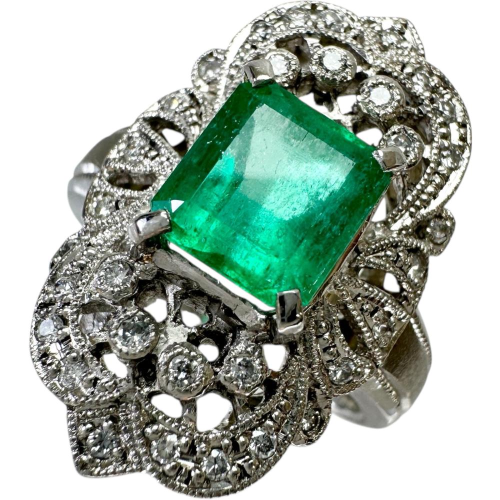 17号 エメラルド 2.01ct ダイヤモンド 0.28ct リング・指輪 Pt900プラチナ 14.7g レディース【中古】【真子質店】【NN】【IMoDx】