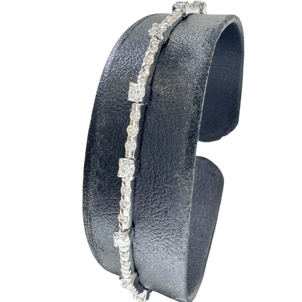 ダイヤモンド 1.80ct ブレスレット K18WGホワイトゴールド 18金 6.2g 17.5cm レディース【中古】【真子質店】【NN】【IMaKMo】【pdpd】 109,890円