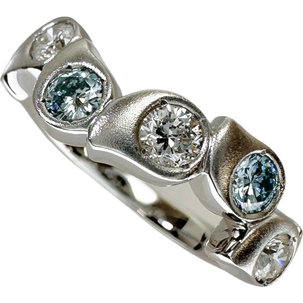 10.5号 アイスブルーダイヤモンド(トリート) 0.19ct ダイヤモンド 0.31ct リング・指輪 Pt900プラチナ 4.2g レディース【中古】【真子質店】【NN】【YTI】