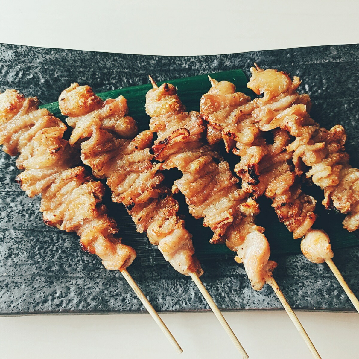 市場 新発売 やきとり 3本入り 自慢の一品 国産 お取り寄せ 南部どり 皮串 しんばし鶏繁 高級 専門店 セット ３本セット 焼き鳥 銘柄鶏 焼