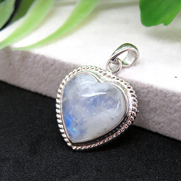 とも様PT950 グレームーンストーン & レインボームーンストーン ネックレス PT950グレームーンストーン & レインボームーンストーン ネックレス