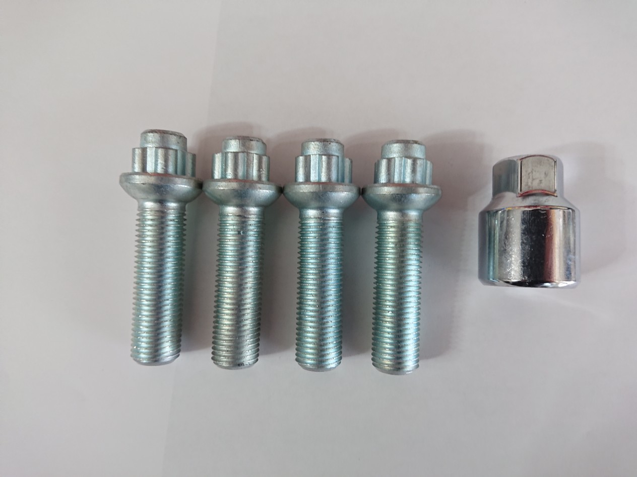 楽天市場】BENZブラックボルト 14RM14x1．5 首下45mm 