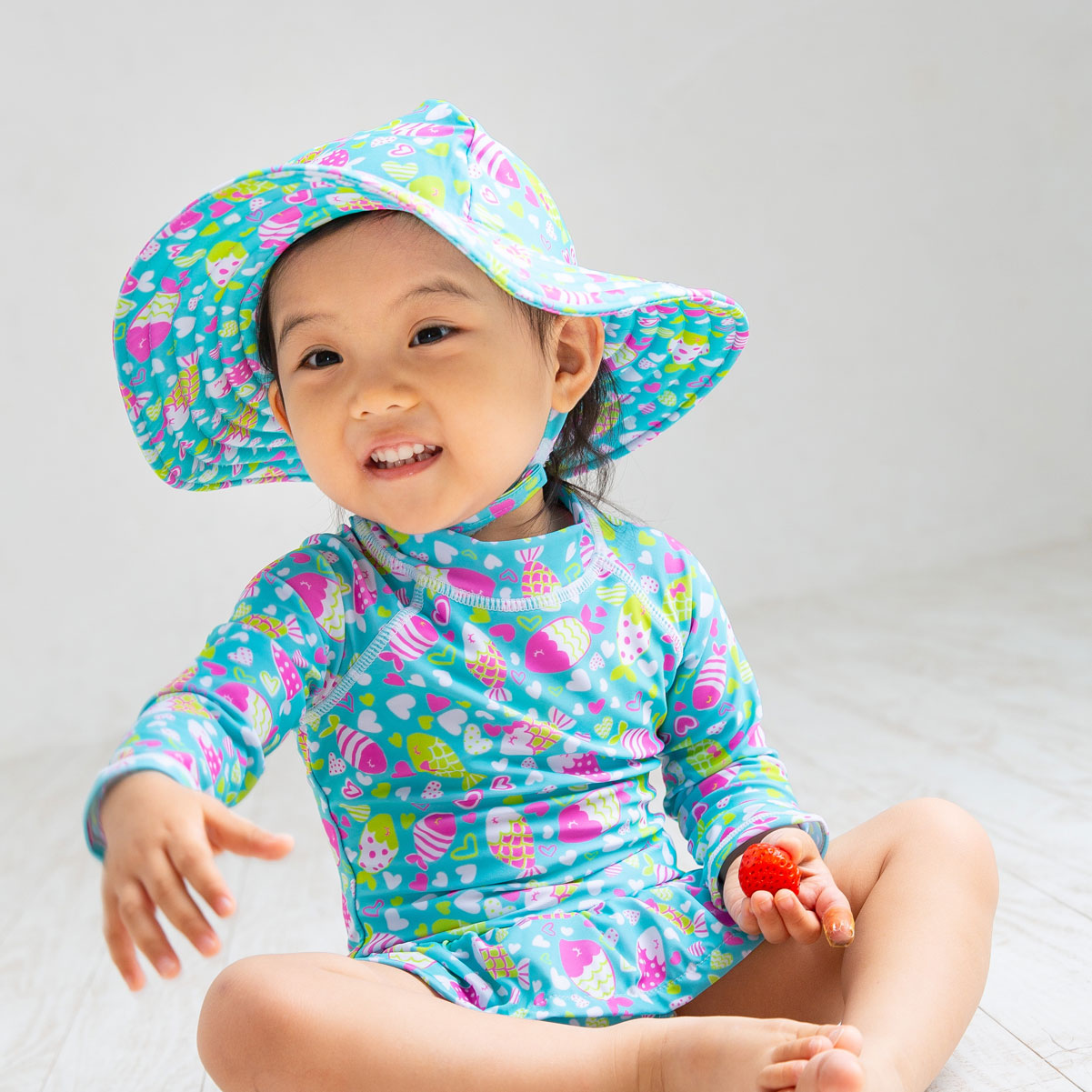 最安値に挑戦 新入荷 ベビー水着 女の子 80cm ベビー 水着 長袖 女の子スイムスーツ ベビーラッシュガード オールインワン ラッシュ ｕｖカット ｕｐｆ50 つなぎ 紫外線対策 日焼け防止 サイズ 75cm 90cm Sintelperu Com