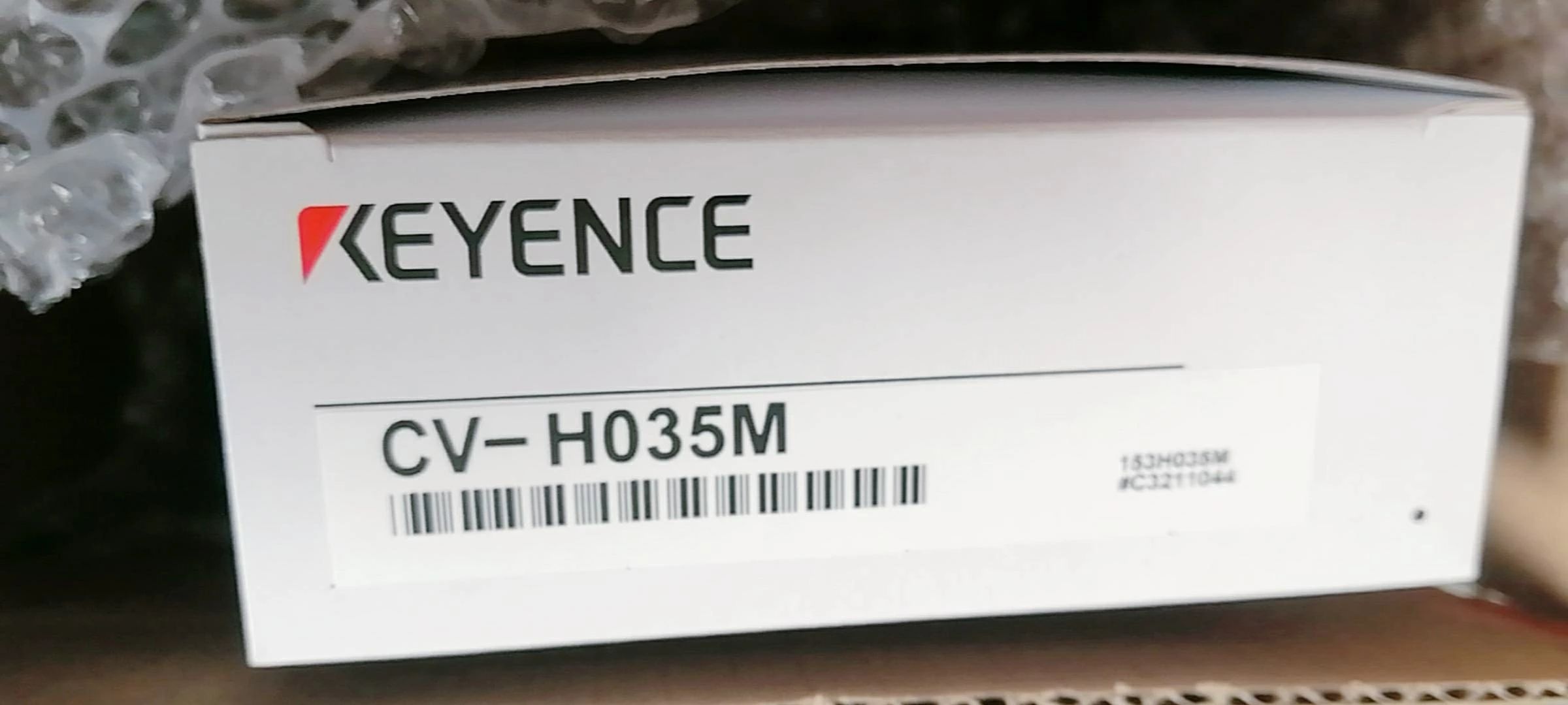 【新品 日本の首都発 ★適当お願いごと書振り出し可★】KEYENCE キーエンス CV-H035M【６ヶ月引き受ける】