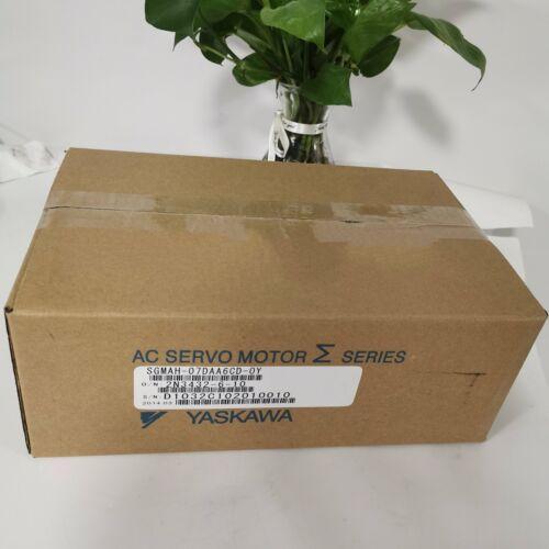 【新品 東京発 ★適格請求書発行可★】YASKAWA / 安川電機 サーボモーター SGMAH-07DAA6CD-OY【６ヶ月保証】