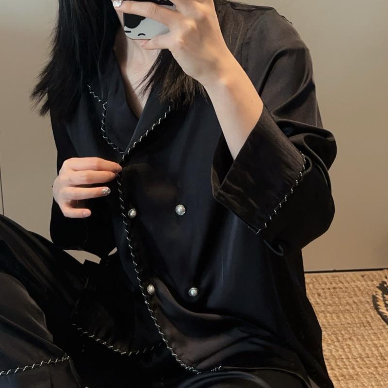 アウター 涼しい 女性 かわいい 便利 春夏 秋 アウター 涼しい 女性 かわいい 便利 春夏 秋 パジャマ 2025 春 女性 高級 感 シルク スーツ 襟 ダブル ボタン 軽 贅沢 雪 氷 シルクパジャマ セット