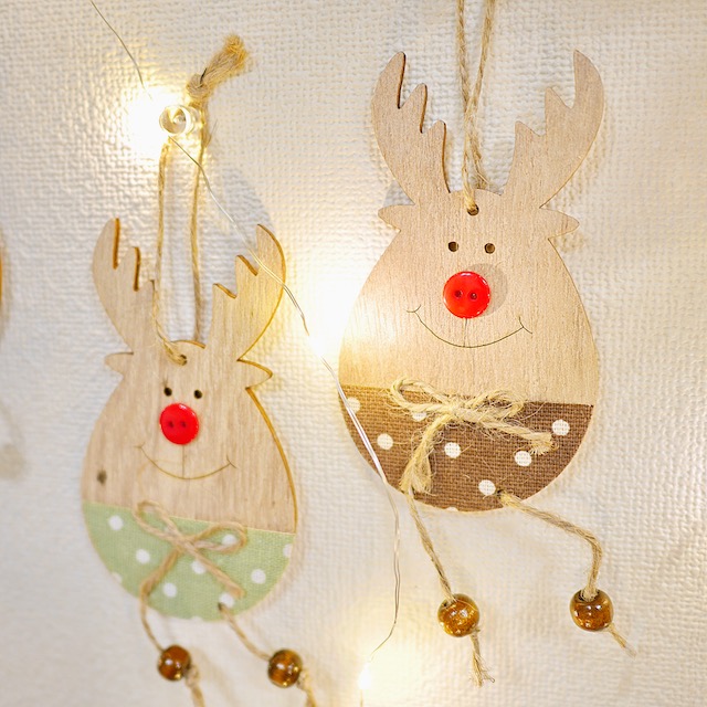 ウッドクリスマスオーナメント Dot Reindeer 3点セット クリスマスインテリア オーナメント クリスマスオーナメント サンタ リース クリスマスグッズ 装飾 電飾 毛糸 ツリー飾り クリスマスツリー 北欧インテリア トナカイ 木目 Crunchusers Com