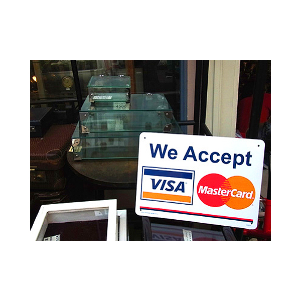 楽天市場 プラスチックサイン We Accept Visa Mastercard ビザとマスターカード使用可能 25 5 35 5cm 看板 ショップ カード払い 壁掛け Mancave マンケイブ