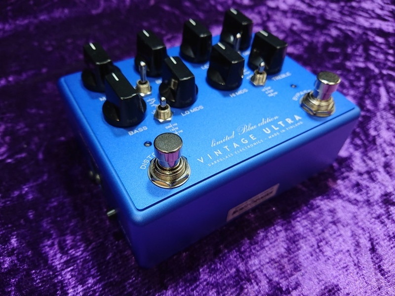 今だけ限定15%OFFクーポン発行中 Darkglass Electronics Vintage Ultra V2 W Aux In Limited  Blue Edition ダークグラス エレクトリックヴィンテージウルトラ ベースプリアンプ エフェクター 万代Net店 fucoa.cl