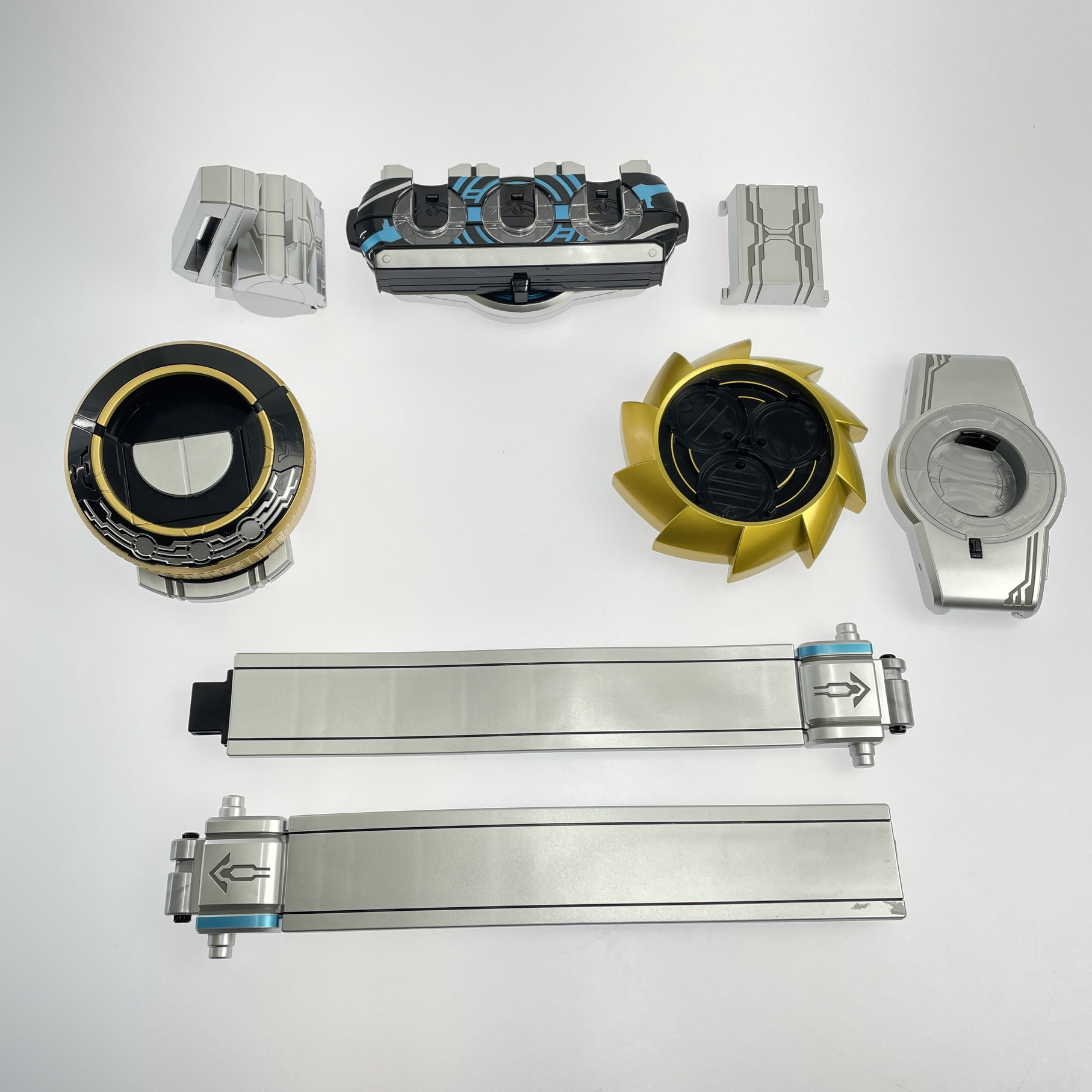 【中古】バンダイCSMCOMPLETESELECTIONMODIFICATIONコンプリートセレクションモディフィケーションオーズドライバーコンプリートセット仮面ライダーオーズおもちゃ万代Net店