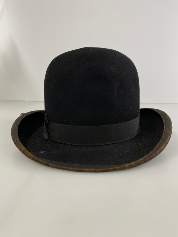 【中古】【メンズ】bowler hat 山高帽子 かぶり笠 superior quality trade mark latest fashion 大いさ：6 3/4 色合い：黒いこと 生々世々Net店 185-240208-ab-01-時間 バッグ・小物・ブランド雑貨-帽子-メンズ帽子