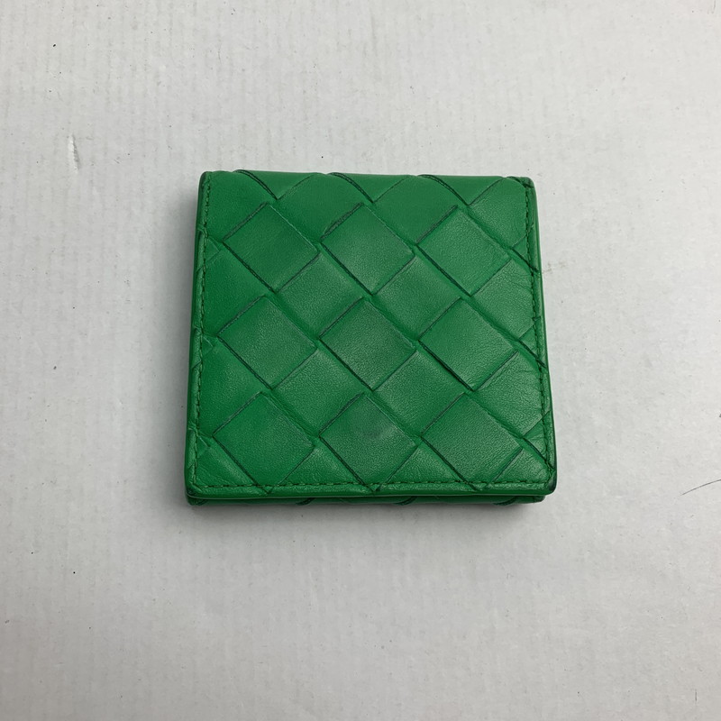 未使用 ボッテガヴェネタ マキシ イントレ カセット 財布 箱あり グリーン 未使用 ボッテガヴェネタ マキシ イントレ カセット 財布 箱あり