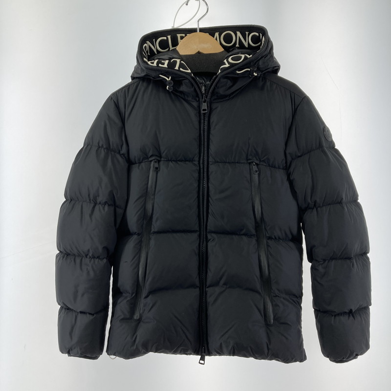 本日限定値下げ未使用に近いMONCLER ロゴワッペン ナイロンジャケット XL 楽天市場】良品□MONCLER モンクレール 18-19AW MONTCLA ロゴ刺繍 ロゴ