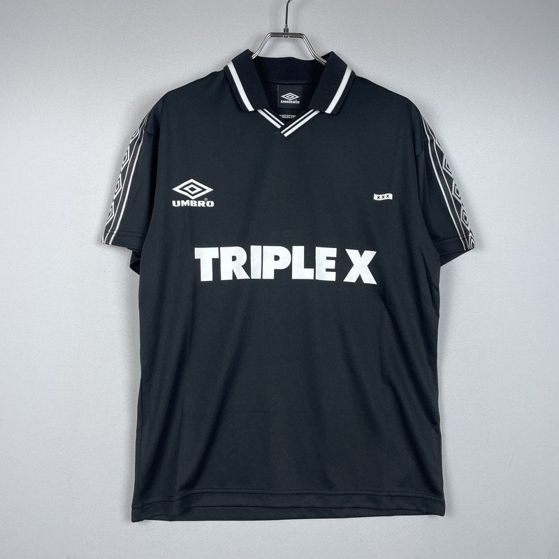 【中古品】【メンズ】 GOD SELCTION XXX ゴッドセレクショントリプルエックス × UMBRO アンブロ 別注 コラボ SHORT SLEEVE TEE GX-A25-UCS-01 ショートスリーブ 半袖Tシャツ 142-260114-yy-16-fuz サイズ：S カラー：ブラック 万代Net店
