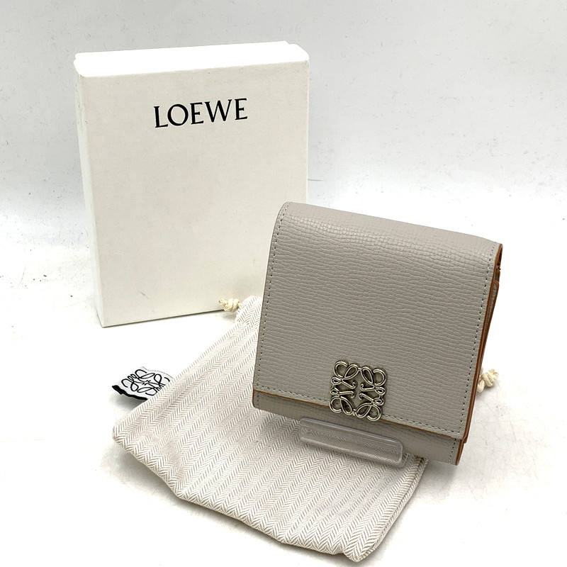 LOEWE アナグラムチャーム　ローズマリー　グリーン ブラック フラメンコクラッチ ミディアム（ナパカーフ） グリーン - LOEWE