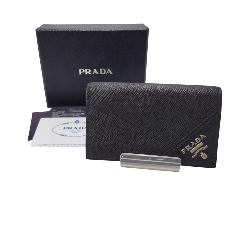 未使用級✨ PRADA プラダ サフィアーノ メタル ビジネスカード ホルダー 未使用級✨ PRADA プラダ サフィアーノ メタル ビジネスカード