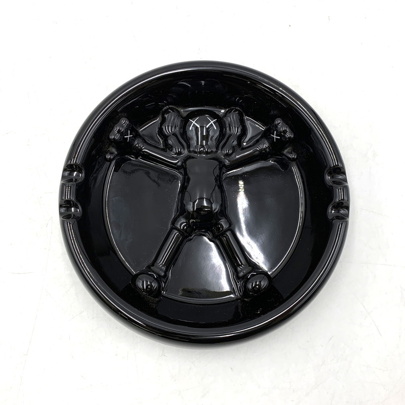 【中古品】【メンズ/レディース】 KAWS カウズ × GALLERY1950 ギャラリー1950 ORIGINAL FAKE ASHTRAY オリジナル フェイク アッシュトレイ 灰皿 208-250913-as-27-izu カラー：ブラック 万代Net店画像