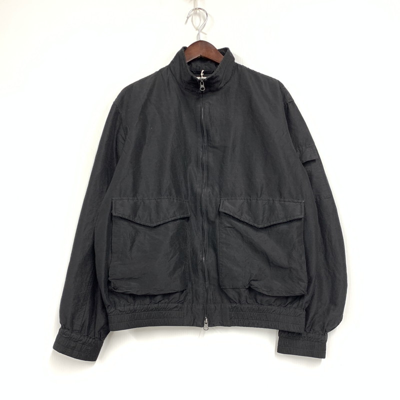 百貨店SALE 20%OFF~【中古品】【メンズ】 marka 目じるし M25C08BL01C WOOL SILK 羊毛 絹地 HIGH COUNT TYPEWRITER 御機嫌かぞえ上げる 印字機 FLIGHT JACKET 航空 上衣 トップス アウター 140-251221-ya-03-izu 大いさ：1 色合い：BLACK 生生世世Net店