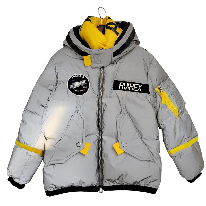 百貨店SALE 20%OFF~【現況乗り合い船品】【メンズ】 AVIREX アヴィレックス 6102189 APOLO DOWN JACKET アポロ 落ちこむ 上衣 アウター 145-251228-ya-06-izu 大きさ：L 色つや：薄墨色×しろがね色 生生世世Net店