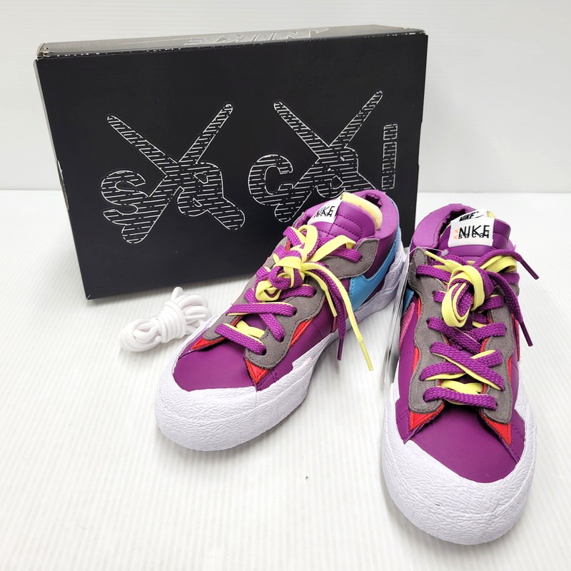 【中古美品】【メンズ】 NIKE ナイキ × SACAI サカイ × KAWS カウズ BLAZER LOW DM7901-500 ブレーザー ロー スニーカー シューズ 靴 160-251230-ay-02-izu サイズ：26.5cm カラー：PURPLE DUSK/LAGOON PULSE-WHITE 万代Net店