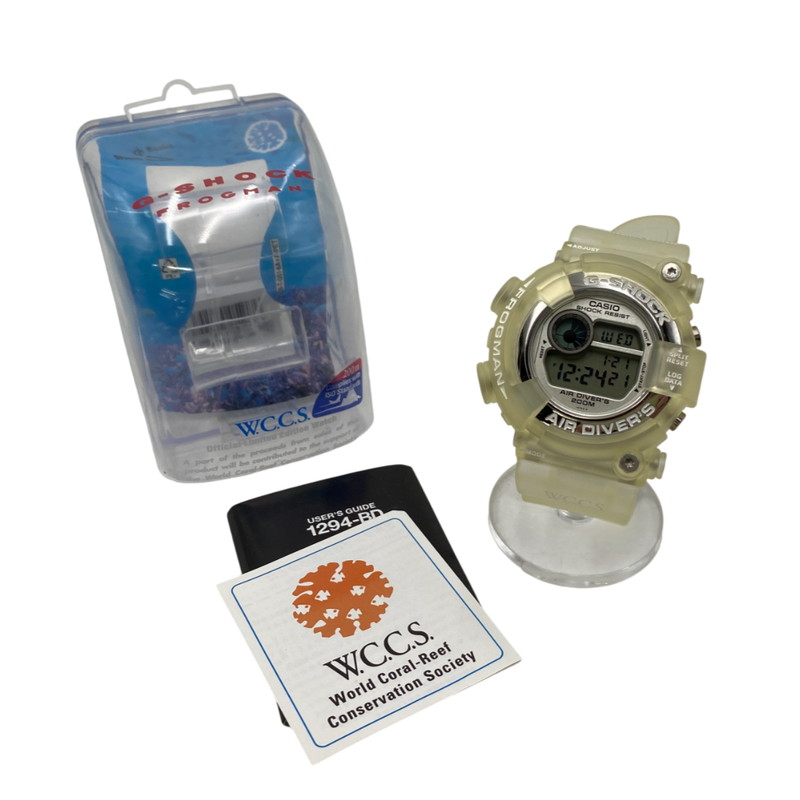 楽天市場】G-SHOCK(ジーショック) FROGMAN 時計/DW-8200-AC-8T