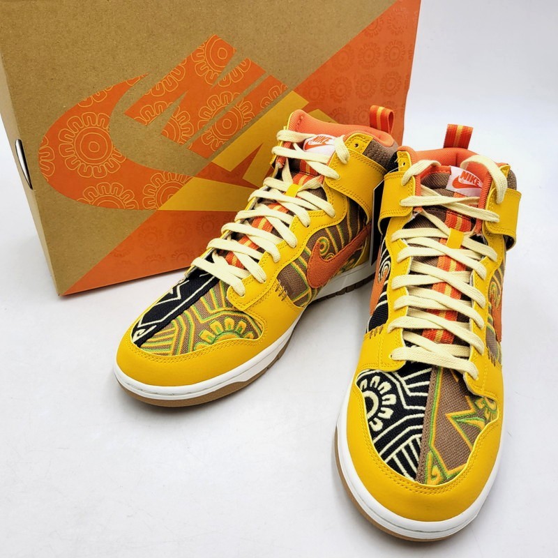 【中古美品】【メンズ】NIKE ナイキ DZ5354-045 DUNK HIGH SOMOS FAMILIA DIA DE MUERTOS ダンク ご機嫌 ソモス ファミリア ディア デ ムエルトス スニーカー 靴 160-260201-tt-05-izu 大いさ：29糎 色合い：OFF NOIR/STARFISH-DK DRIFTWOOD 生々世々Net店 メンズ靴-スニーカー-靴