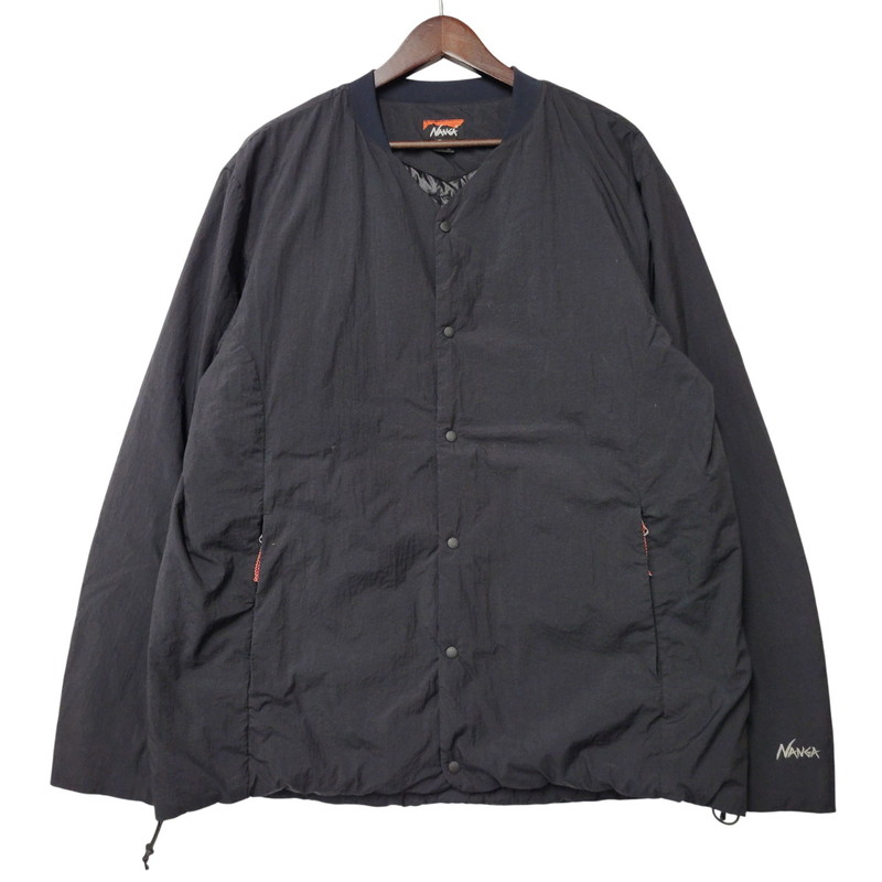 【中古品】【メンズ】 NANGA ナンガ NO COLLAR SOFT DOWN CARDIGAN ノーカラー ソフト ダウン カーディガン アウター 144-260217-cs-19-izu サイズ：L カラー：ブラック 万代Net店｜万代Net店