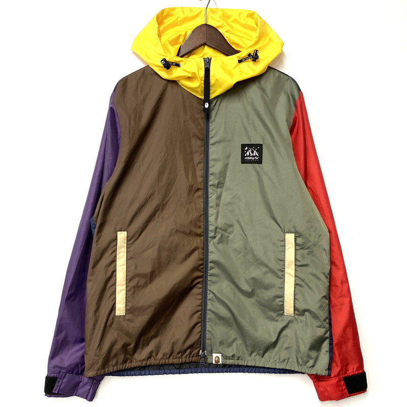 【中古品】【メンズ】 A BATHING APE アベイシングエイプ CRAZY PATTERN ZIPUP NYLON HOODED MOUNTAIN JACKET クレイジー お定まり ジップアップ ナイロン フーデッド 山岳 上衣 アウター 142-260410-ya-13-izu 大きさ：L 色つや：マルチ 生生世世Net店