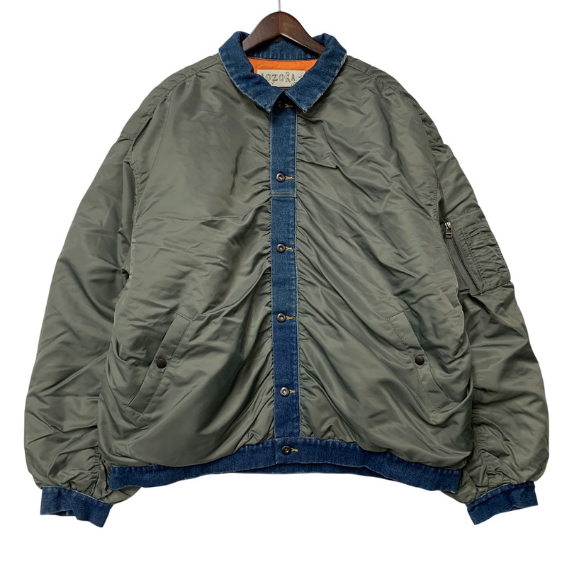 【中古品】【メンズ】  AOZORA アオゾラ 790204 ジーンズうつり変わり MA-1 FLIGHT JACKET 飛行 上衣 アウター 147-260424-cs-07-izu 大きさ：4 色つや：カーキ×インディゴ 生生世世Net店