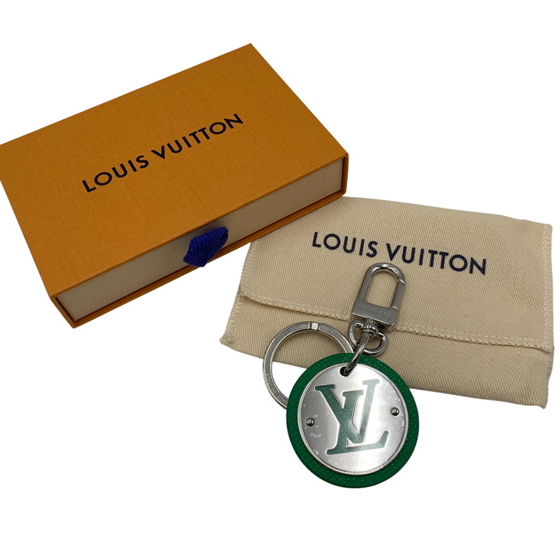 【中古品】【メンズ/レディース】 LOUIS VUITTON ルイ・ヴィトン M01746 RM4213 LV CIRCLE BAG CHARM & KEY HOLDER VERT サークル バッグ チャーム キーホルダー 服飾雑貨 179-260506-cs-04-izu カラー:シルバー×グリーン 万代Net店|万代Net店