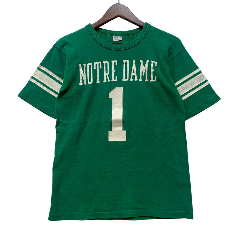 【中古品】【メンズ】 Champion チャンピオン NOTRE DAME 1 FOOTBALL TEE ノートルダム フットボール Tシャツ バータグ後期 146-260702-as-07-izu サイズ：M カラー：グリーン 万代Net店｜万代Net店