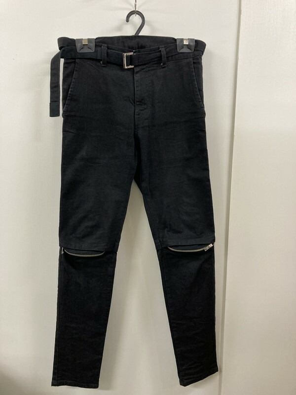 sacai BEYONDEXX ベルテッドタックインディゴデニム sacai - 2新品 sacai x BEYONDEXX デニム パンツ ジーンズ