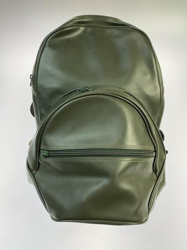 PLEATS PLEASE ISSEY MIYAKE プリーツプリーズ リュック PLEATS PLEASE ISSEY MIYAKE - 美品 プリーツプリーズ イッセイ