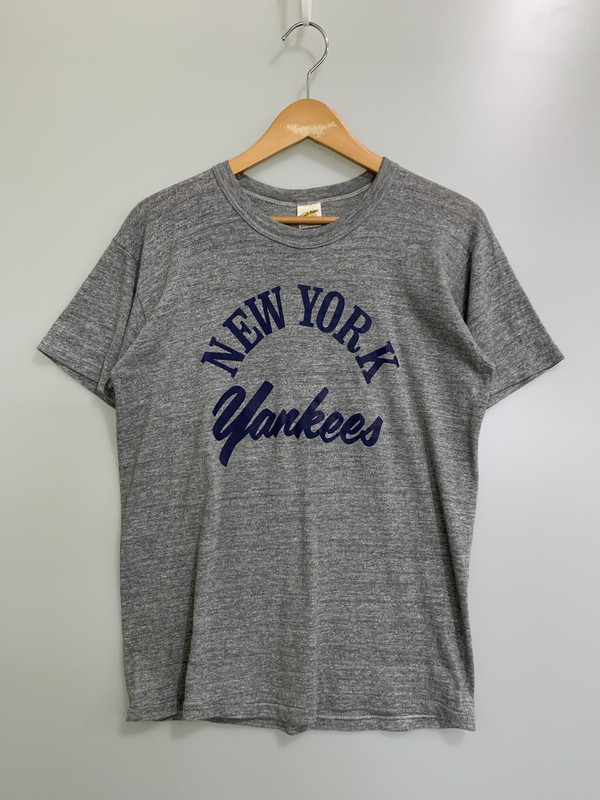 【中古品】【メンズ】 RUSSELL ATHLETIC ラッセルアスレティック NEW YORK YANKEES PRINT TEE 70S プリント Tシャツ メンズ トップス 半袖 ニューヨークヤンキース 146-251106-em-49-min サイズ：M カラー：グレー 万代Net店