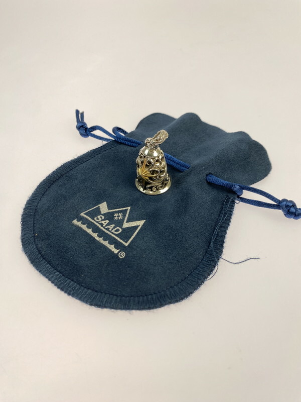 楽天市場】サード ペンダントトップ サンシンボル チャーム PG-405-S