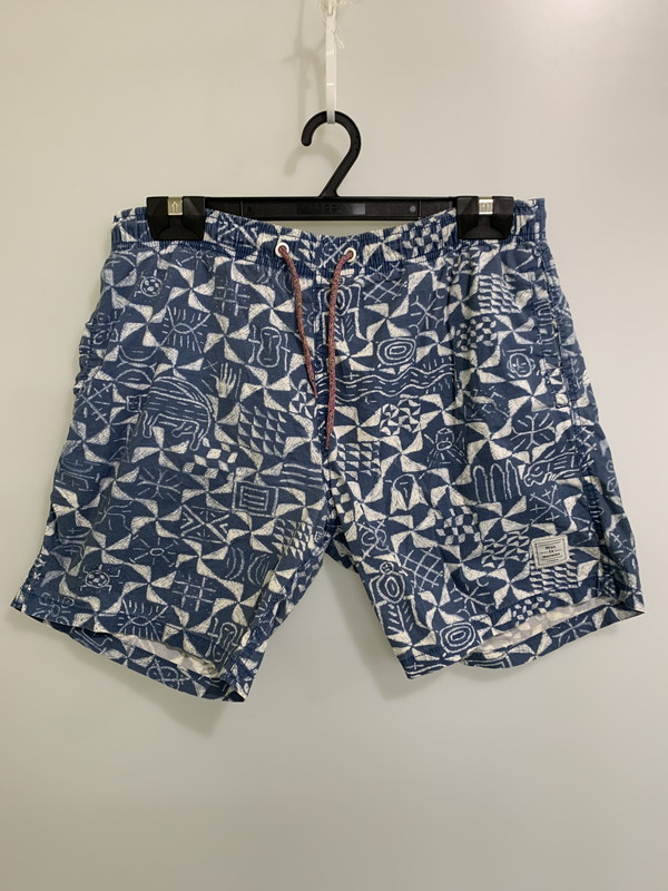 【中古品】【メンズ】 DEUS EX MACHINA デウス エクス マキナSANDBAR SHORT - BURNT SIENNA DMA42159D ショートパンツ ハーフパンツ メンズ 海パン 152-251216-em-54-min サイズ：M カラー：ブルー系 万代Net店