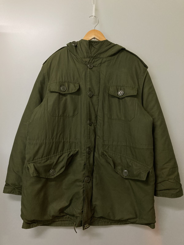 【中古品】【メンズ】 CANADIAN ARMY ECW COMBAT PARKA カナダ軍 コンバットパーカー アウター 146-251219-yn-13-min サイズ：サイズ表記なし 下記参照 カラー：オリーブグリーン 万代Net店