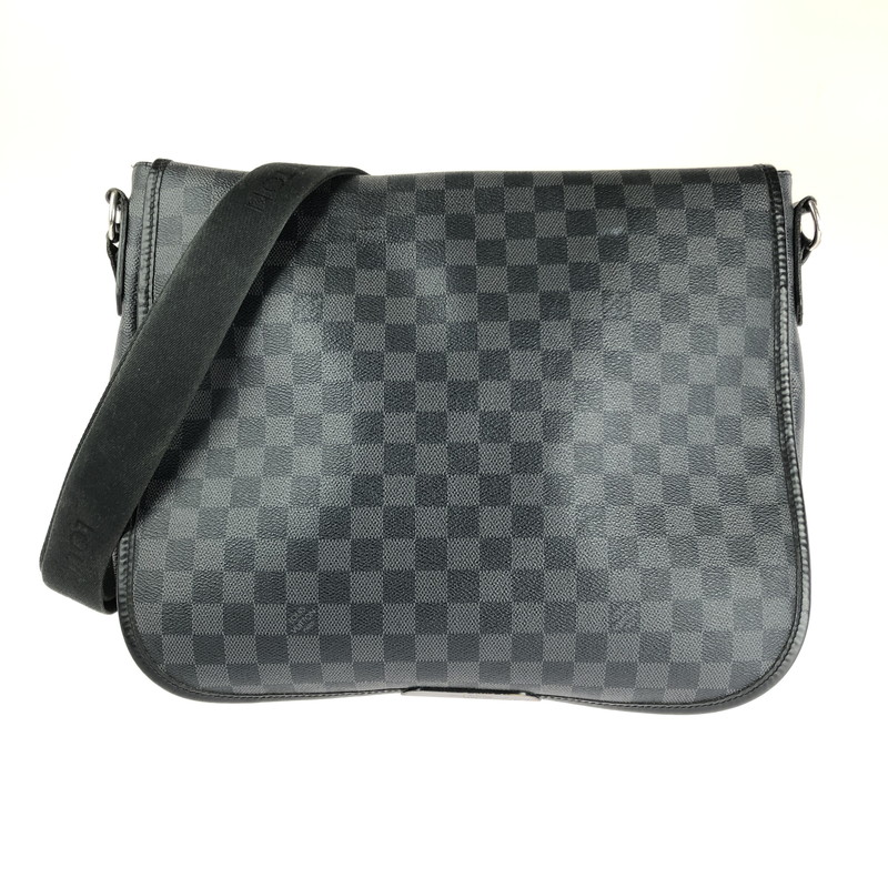 ルイ ヴィトン ダミエグラフィット ダニエルMM メッセンジャーバッグ ルイ ヴィトン ダミエグラフィット ダニエルMM メッセンジャーバッグ