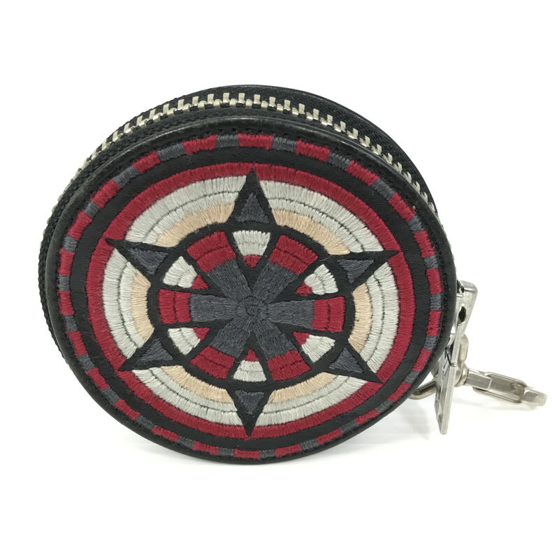 ブラックミーンズ ケース 小銭入れ 刺繍 ラウンド 黒 ブラック 楽天市場】ブラックミーンズ blackmeans 刺繍コインケース