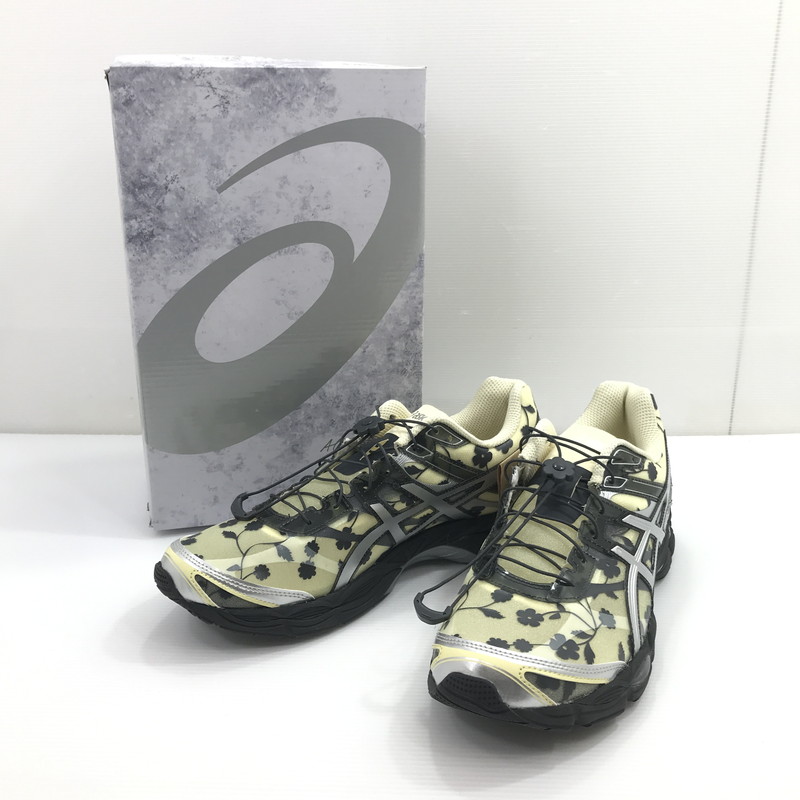 【中古美品】【メンズ】 asics アシックス × CECILIE BAHNSEN セシリー バンセン SIGNATURE SERIES CECILIE BAHNSEN 1203A762 シグネチャーシリーズ セシリー バンセン スニーカー 靴 162-260411-na-15-tagh サイズ：28.5cm US 11 カラー：IVORY/BLACK 万代Net店