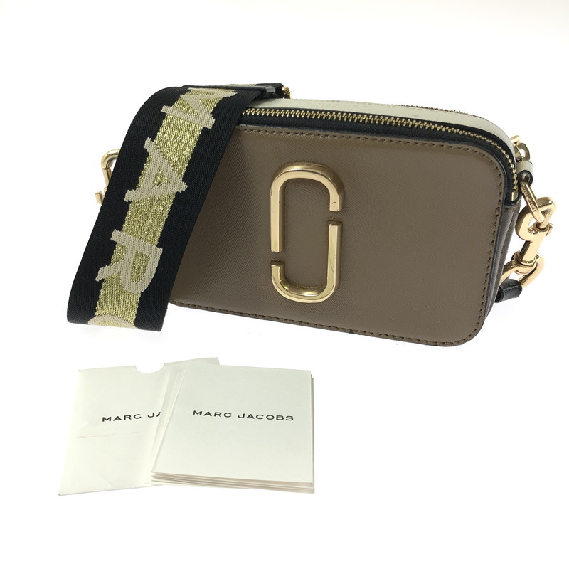 【中古品】【レディース】 MARC JACOBS マークジェイコブス THE SNAPSHOT M0014146 ザ スナップショット ショルダーバッグ "CEMENT MULCH" カバン 180-260616-na-07-tagh カラー：ブラウン系 万代Net店｜万代Net店