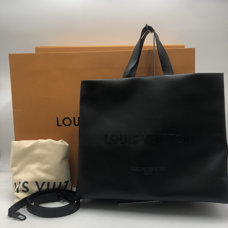 【中古美品】【メンズ】 LOUIS VUITTON ルイ・ヴィトン 25SS カウハイドレザー ショッパー トート MM M13979 トートバッグ 袋 179-250903-KS-06-tei 色つや：黒いこと 生生世世Net店