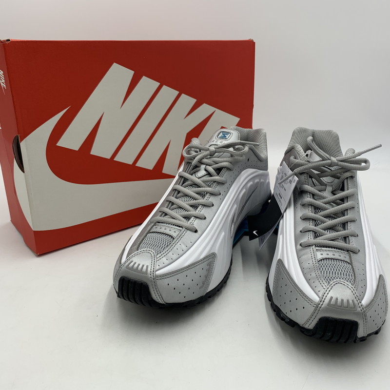 【中古品】【メンズ】 NIKE ナイキ SHOX R4 HQ1988-005 ショックス アールフォー スニーカー 靴 160-260220-ko-06-tei サイズ：29.5cm カラー：シルバー/ホワイト/ブルー 万代Net店｜万代Net店