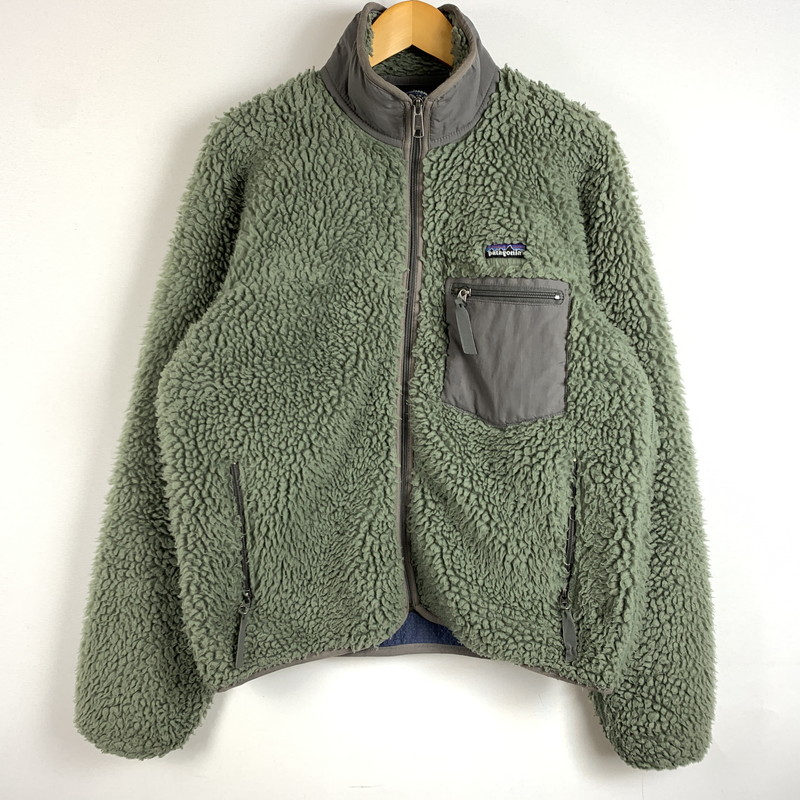 【中古品】【メンズ】 patagonia パタゴニア CLASSIC RETRO CARDIGAN MADE IN USA 23024 クラッシック レトロ カーディガン トップス ジャケット USA製 144-260315-ko-03-tei サイズ：S カラー：グリーン系 万代Net店
