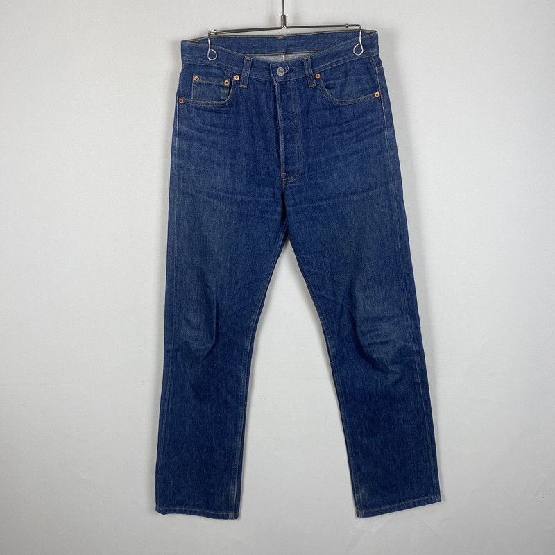 【中古品】【メンズ】 Levi's リーバイス 80's 501 STRAIGHT JEANS VINTAGE 501 ストレート ジーンズ ヴィンテージ ボトムス デニムパンツ 内股シングル ボタン裏刻印552 156-260316-ks-06-tei サイズ：表記サイズ無し カラー：インディゴ 万代Net店
