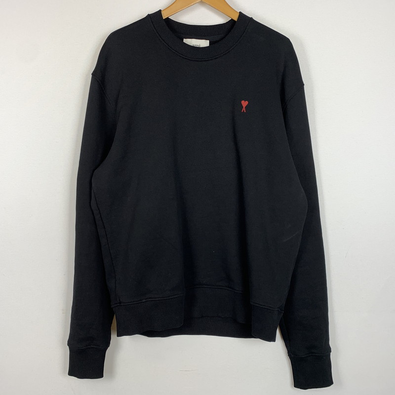 【中古品】【メンズ】 AMI PARIS アミパリス AMI DE COEUR SWEATSHIRT BFUSW035.730 コットン フリース スウェットシャツ トップス プルオーバー トレーナー 141-260329-ko-11-tei サイズ：XL カラー：ブラック 万代Net店