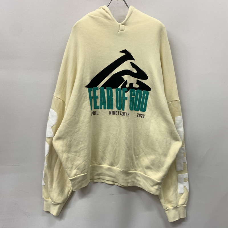 【中古品】【メンズ】 FOG ESSENTIALS フィアオブゴッド エッセンシャルズ × RRR トリプルアール 別注 コラボ MOUNTAIN HOODIE マウンテン フーディ トップス プルオーバーパーカー 142-260530-ko-06-tei サイズ:1 カラー:イエロー 万代Net店|万代Net店