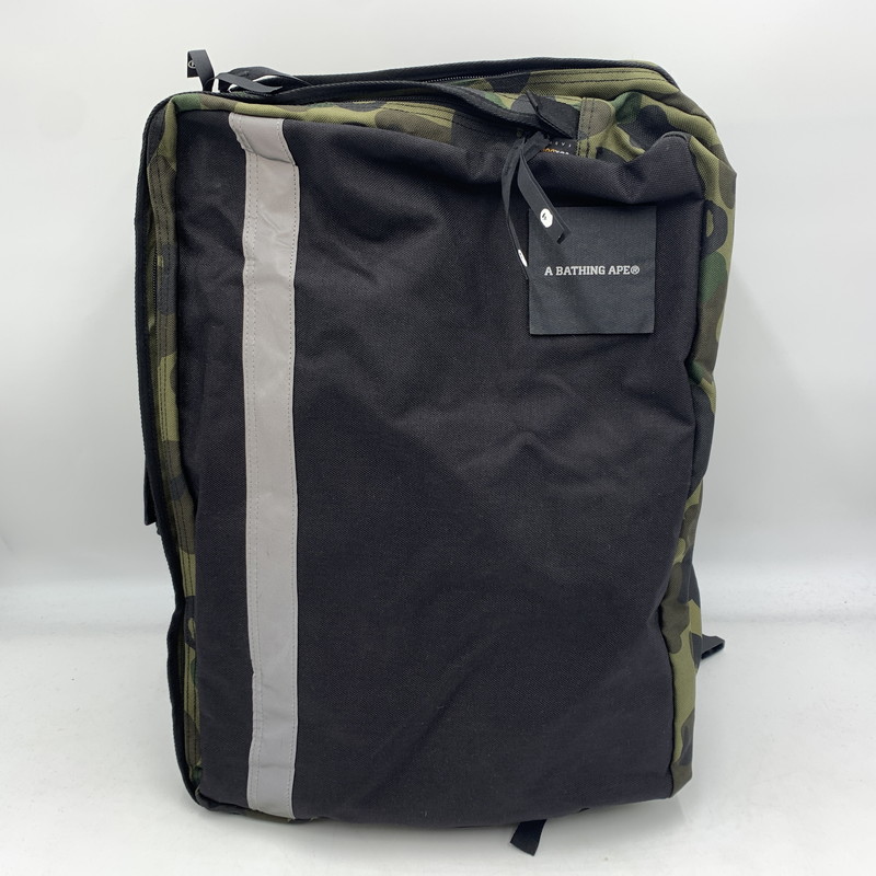 【中古品】【メンズ】  A BATHING APE アベイシングエイプ CAMO BAGPACK カモバッグパック 鞄 背嚢 デイパック 188-260606-ko-15-tei 色合い：家鴨 生生世世Net店