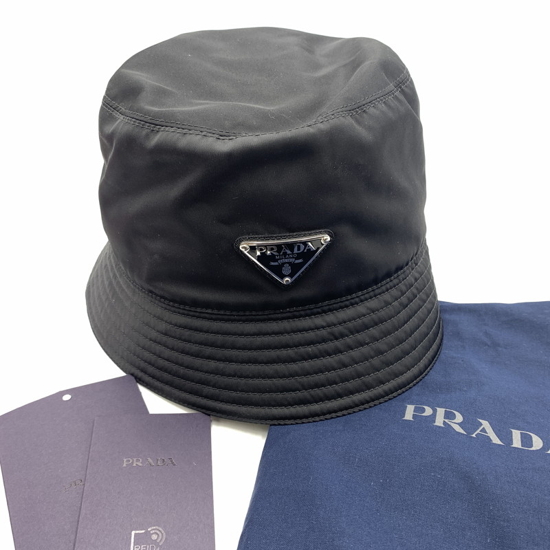 【中古品】【メンズ】  PRADA プラダ RE-NYLON BUCKET HAT P101 2021 29091 ナイロン ３角形引き舟 井戸釣瓶かぶり笠 かぶり笠 185-260606-ko-09-tei 大きさ：L 色合い：黒いこと 未来永劫Net店